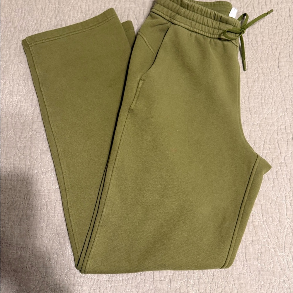 Lululemon Scuba Mid Rise Pants